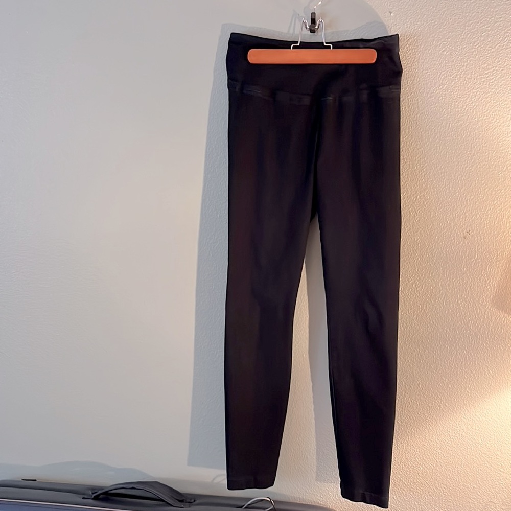WHBM size 6 runway dark denim, high waist legging